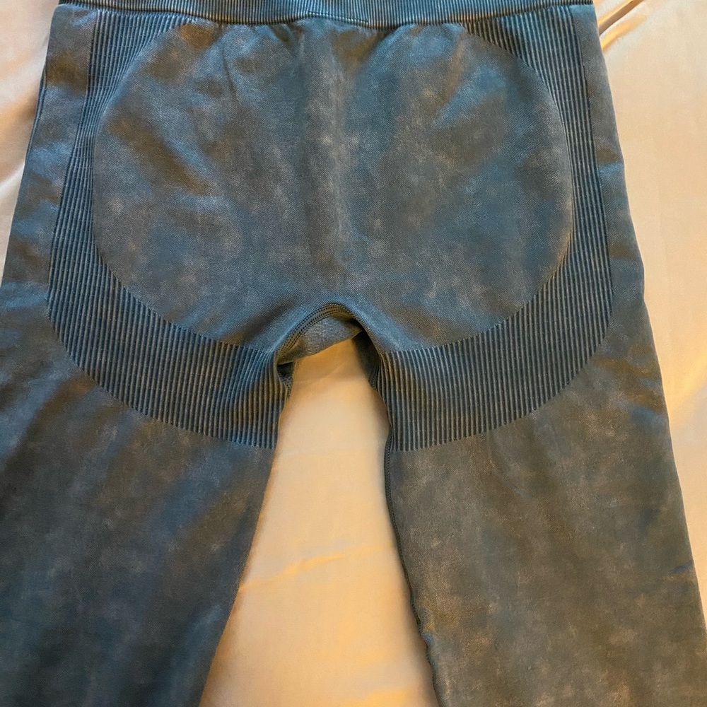 Pink Seamless Tights - Picture 3 of 3